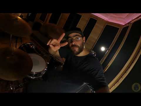 El Gorila Del Bombo - Black or White Cover ft Lalo García. Ep18