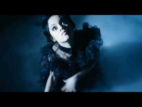 Questo è il trend virale sia la musica che il ballo, Mercoledì nei nostri cuori.