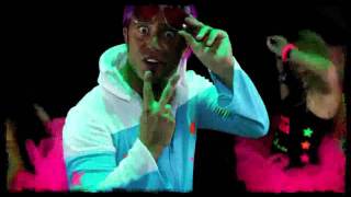 Wer hat Angst vorm tiefen Bass? - Lorenz Büffel und Freunde (offizielles Musikvideo)