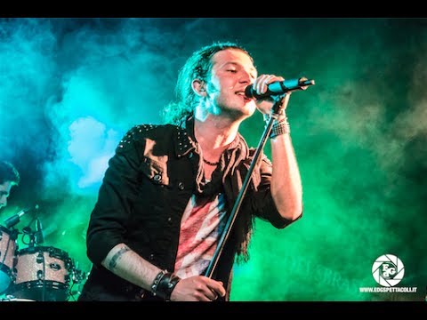 ABSOLUTE5 Cover Band Live - What Is Love Haddaway & Medley Disco '90 - Sagra De Pasca Taibon 2014