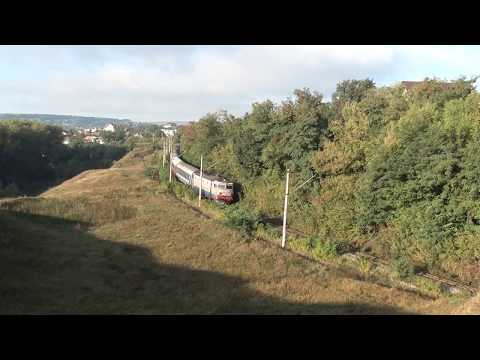 Tren IR1766 Timisoara Nord - Iasi trece prin Scheia cu EA710 - 13.09.2017