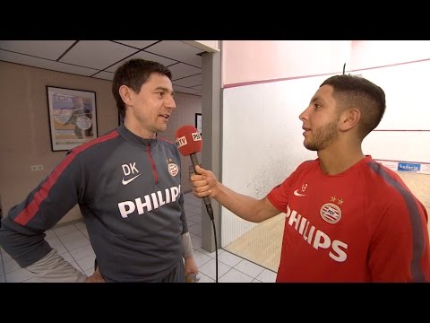 Jong PSV ramt er op los tijdens Soccer Squash