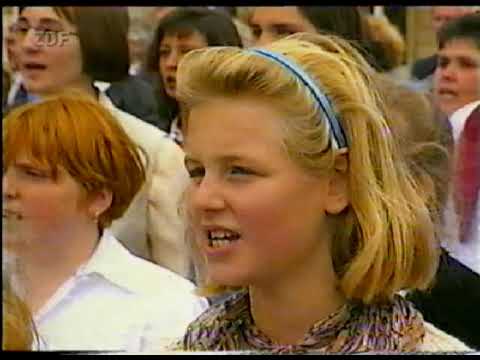 Gotthilf Fischer & Fischer-Chöre -  Sing mit (vor dem Stuttgarter Schloß)