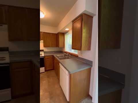 c1221 - Video 2 of 2