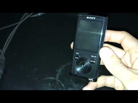 I found this old but functional Walkman NWZ-E453