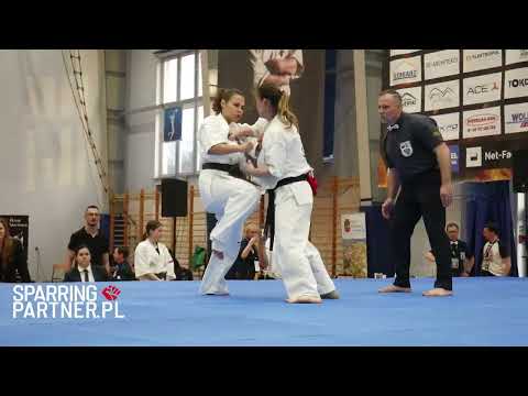 Aleksandra Jaworska vs Eliza Wiska -55kg Mistrzostwa Polski Polskiego Związku Karate Kontaktowego