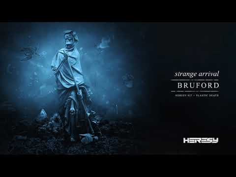 Strange Arrival - Bruford