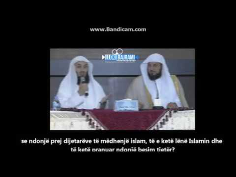 Mufti Menk shaka me Muhamed El-Arifin (30 sekonda)