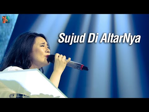 Sujud Di AltarNya by Gabrielle Christalia