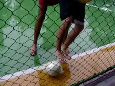 Jogando na chuva 2 - casa de carlos futebol clube