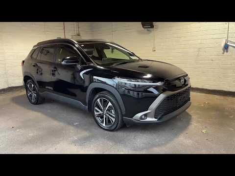 Toyota Corolla Cross Hybrid - Image 2
