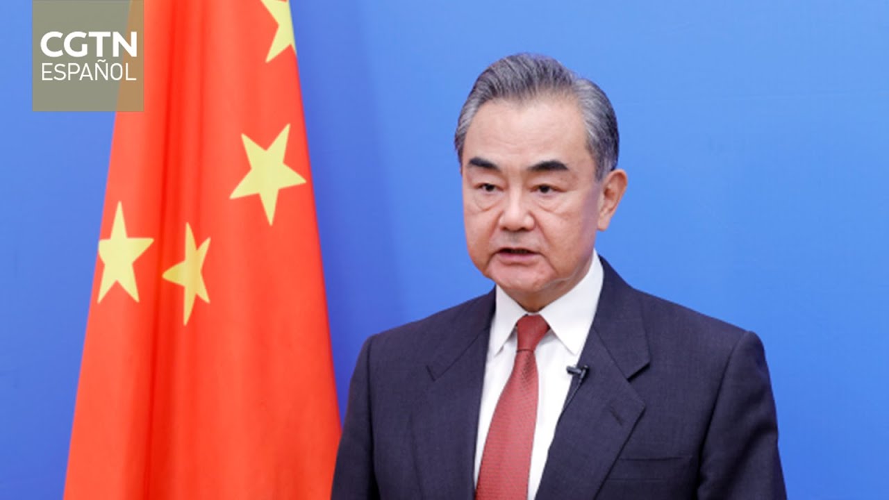 El canciller chino insta a Japón a afrontar la historia en el aniversario de su rendición