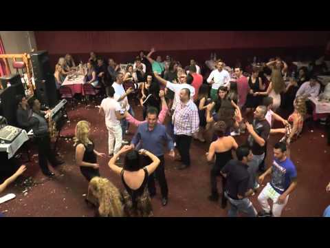 GELCI XHOMLLIKUT LANDI ELBASANIT ARMANDO XHEMALAJ KONCERT NGA SURI PERCJA 18 10 2014