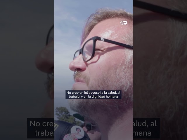 Vídeo relacionado con Defiende la democracia, lucha contra la oligarquía, salva a Estados Unidos,