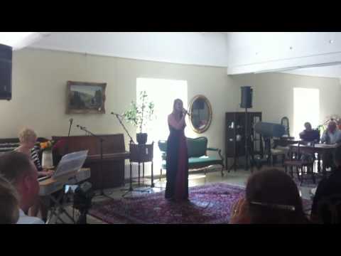 Liis Rebane - Dream A Little Dream Of Me