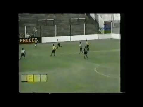 Estudiantes de Buenos Aires 1 - Flandria 3 (Primera B 1999/2000)