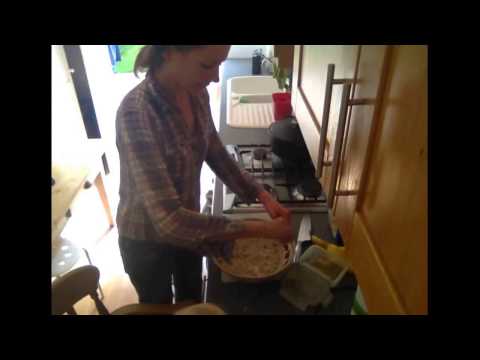 download lagu mp3 mp4 Sugar Free Banana Flapjack, download lagu Sugar Free Banana Flapjack gratis, unduh video klip Sugar Free Banana Flapjack