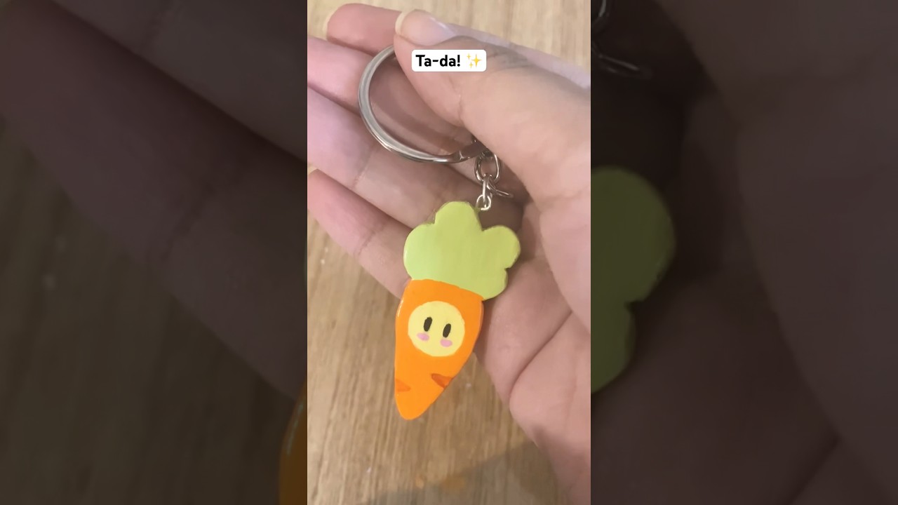 DIY cute carrot keychain 🥕#clayart #claytutorial #carrot #clay #cute #keychain #diy #artist  #cozy