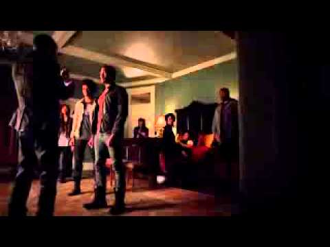 Vampire Diaries 4x20 The Originals   Klaus agrees to go along with Sophie's plan to take down Marcel