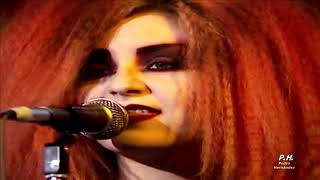 ALASKA y DINARAMA – “Perlas Ensangrentadas” 1983