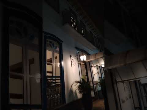 La noche desde el Palace Victoria Hotel _ Centro de Lavras #lavras #minasgerais #brasil #hotel