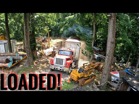 Thumbnail for Ford LT9000 Drags A LOADED Van Trailer Up Hill In The Woods! by video, Truck, Van, vide, video i
