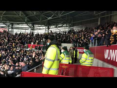 Brentford 1-2 Wolverhampton. Wolves fans sing. 22.01.22