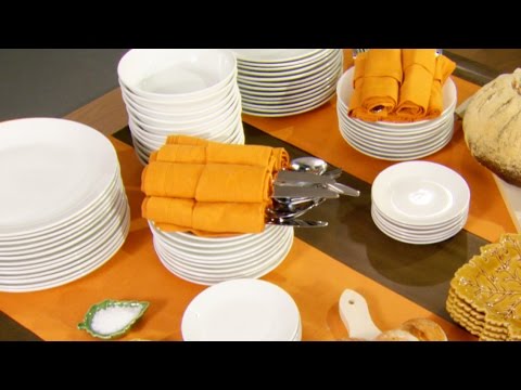 How to Entertain a Crowd at Thanksgiving