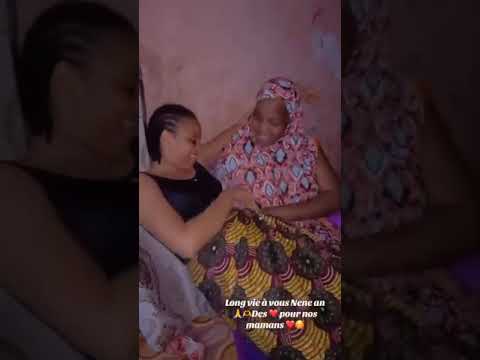 Yan lesbian Suna iskanci