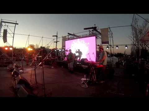 Estanzuela Sound System - Intro Tejada Gomez (en vivo Festival 21 Urbano)
