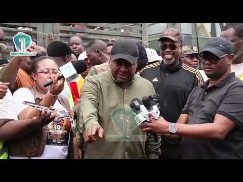 Mahama Commends National Clean-Up Turnout, Announces Military Dredging