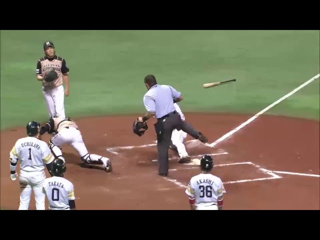 【7回裏】ホークスの代打・吉村が満塁チャンスでタイムリー2塁打も…ファイターズ守備陣が4点目を死守!! 2014/8/27 H-F