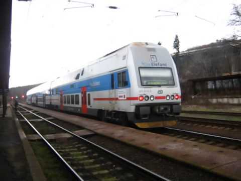 Příjezd vlaku Os 2523 + hlášení o příjezdu - Praha-Vysočany