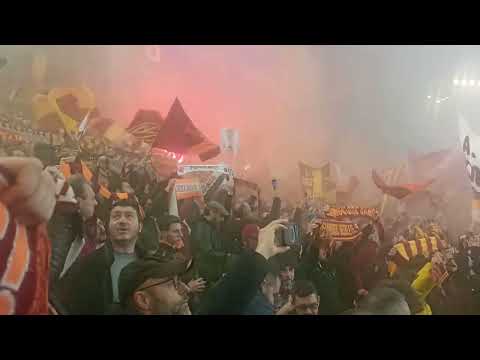 Roma-Feyenoord 4-1-Inno-Brividi! 💛❤️