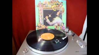The Kinks- Look A Little On The Sunny Side