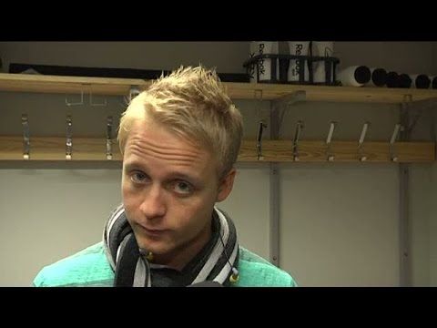 Weise om sin nya frisyr: "Vill inte se ut som en gubbe" - Idol Sverige (TV4)