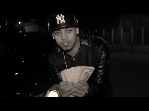 Pyro Prada - Ready 2 Bang (feat. Alex Kyza) [Official Music Video]