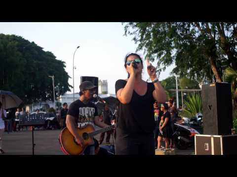 Aksi Kamisan 501 - Melanie Subono