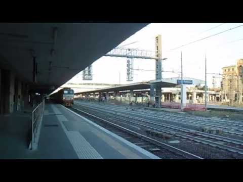 E656.431 sull' EXP 14086 Reggio Calabria Centrale - Lourdes, in partenza da Roma Ostiense