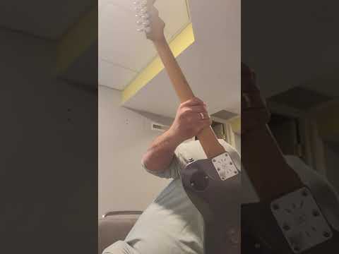 gibson vs Reverend dose the price make a difference in sound