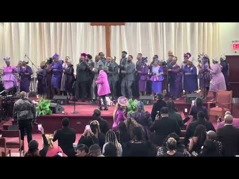 James Hall & Worship and Praise (He Reigns) 