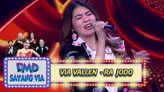 Download lagu Via Vallen Sangat Menghayati Saat Menyanyikan Lagu [RA JODO] - DMD Sayang Via (30/10) mp3