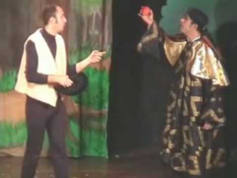 Giovanni CAPUTO in Il principe azzurro 2^ parte skecth tratto da "LA SMORFIA di Massimo TROISI