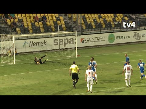 SLOVENSKO: 2. liga - 5. KOLO:  FK POHRONIE - PARTIZÁN BARDEJOV BŠK 4 : 1