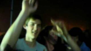 Warp 1.9 - The Bloody Beetroots (BARF 6.9 version)