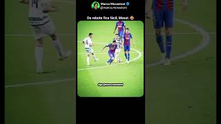 De rebote é fácil né Messi #shorts #futebol #engraçado