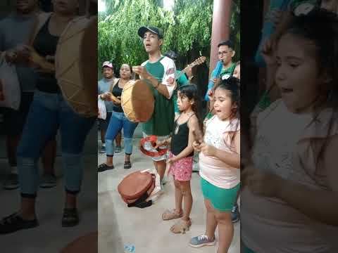 Cantando en los pesebres del barrio San Vicente LR #lariojaargentina