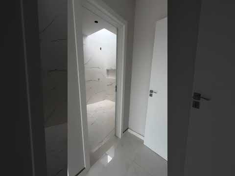 Vídeo: CASA A VENDA EM BRUSQUE - STEFFEN
