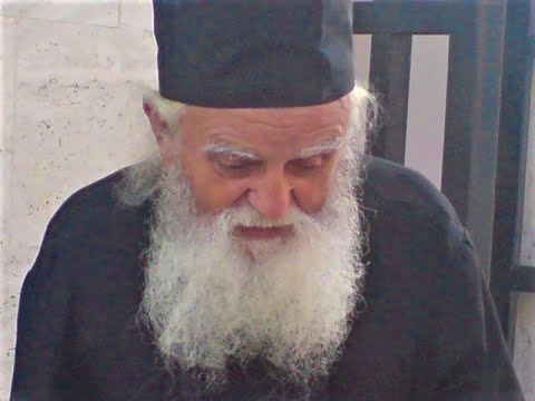 „Sunt femei care trimit diavolii desfrânării la bărbati, în timp ce acestia dorm”