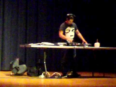 DJ DhakFu at World Music Festival